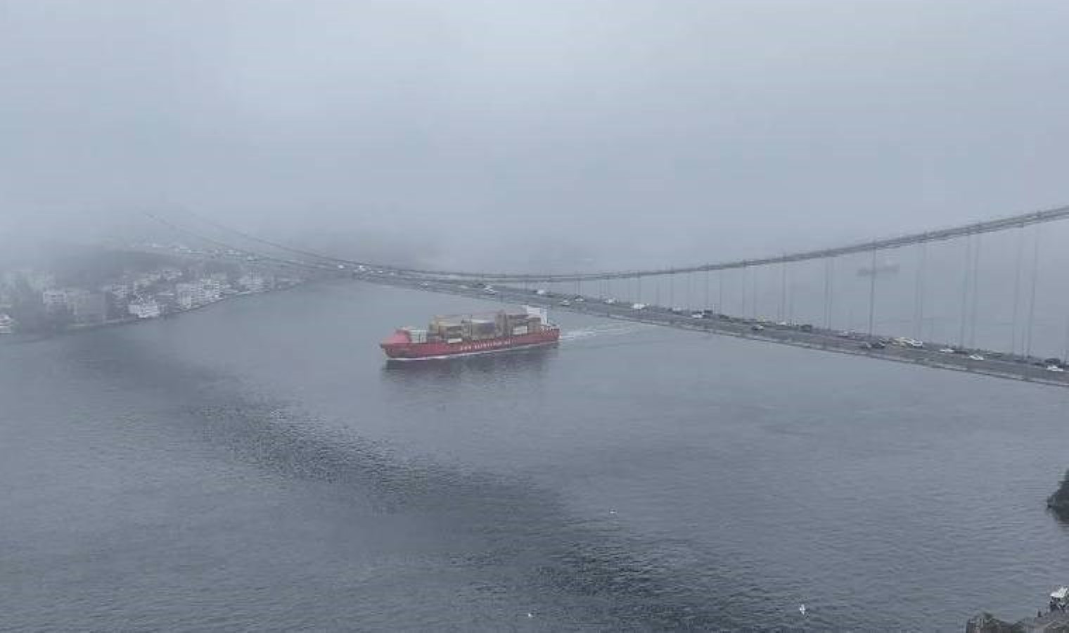 Bakanlık duyurdu… İstanbul Boğazı gemi trafiğine kapatıldı!